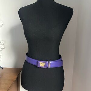 UofW sport Purple Leather Belt with Gold Buckle